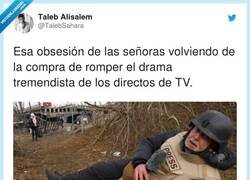 Enlace a Parecen el Jesús Calleja hablando de lo peligroso que es bucear con tiburones , por @TalebSahara