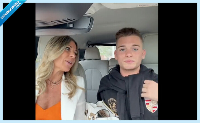 1279029 - Madre regala un 