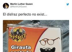 Enlace a Lo necesito, por @MartinLthQueen