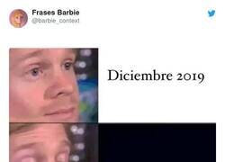 Enlace a La última Navidad normal, por @barbie_context