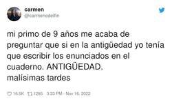 Enlace a Mi hija me preguntó si cuando yo era pequeña ya existían los colores o si éramos aún todos en blanco y negro, por @carmencdelfin
