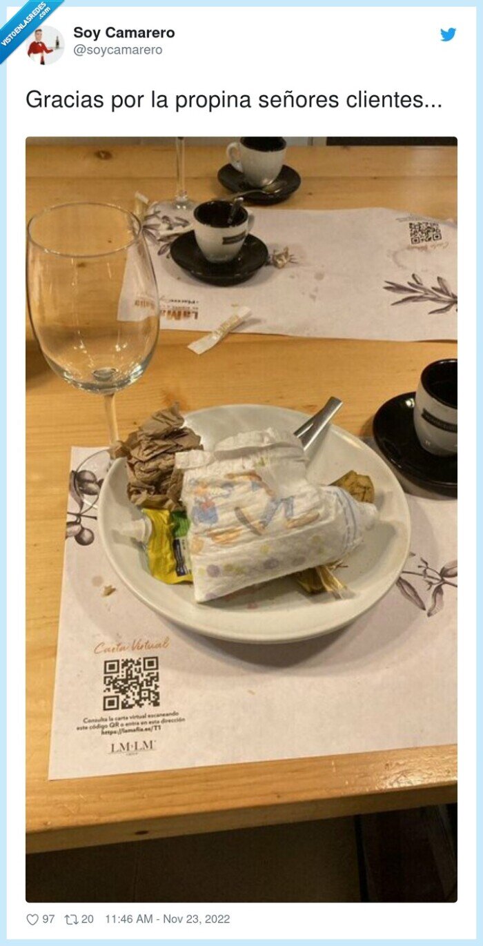 señores,clientes,gracias,plato,pañal,asqueroso,restaurante