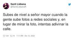 Enlace a O cambias de clase a acosador, por @SantiLiebanaR