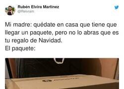 Enlace a ¿Y si dentro hay otra cosa?, por @Relvram