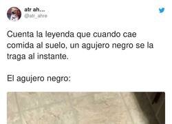 Enlace a Agujeros negros, por @atr_ahre