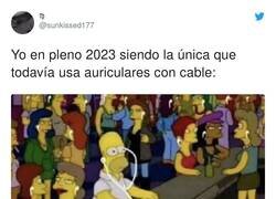 Enlace a La gente es muy rica, por @sunkissed177