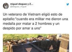 Enlace a En este epitafio hay más ideología y catalogación de posición vital que en miles de WhatsApp quedabien, por @dieguez_miguel