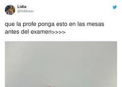 Enlace a A nosotros nos dicen que somos inútiles, por @liiddiiaav