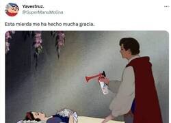 Enlace a Nada de besos sin peermiso por @supermanumolina