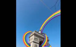 Enlace a En París se han currado la Rainbow Road de Super Mario Kart, por @Miguelahc92