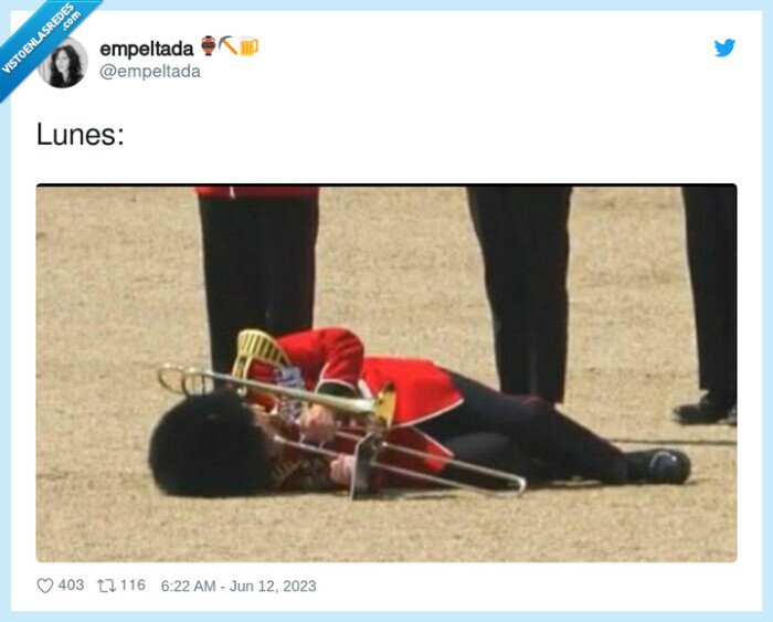 soldado,lunes,tumbado,caído