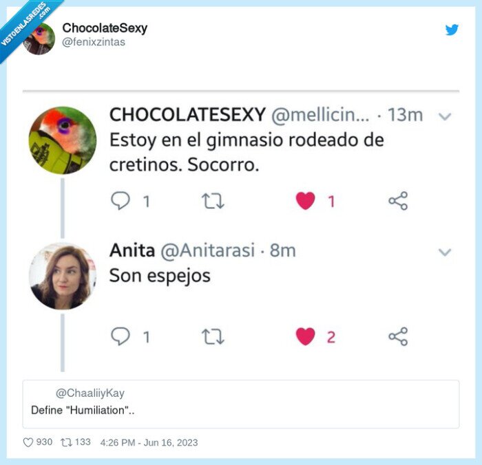 boom,espejos,cretinos,rodeado,gimnasio