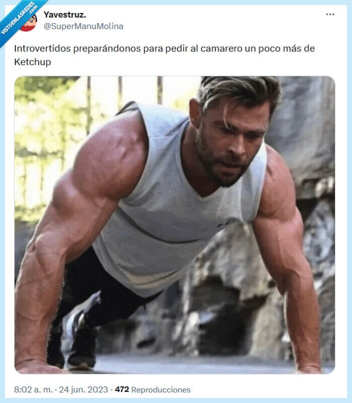 ketchup,introvertido,camarero