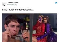 Enlace a Como dos mallas de patatas, por @cuantocabron