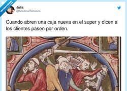 Enlace a Y las señoras mayores se dejan la vida corriendo, por @MedinaRabasco