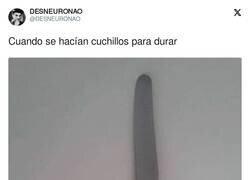 Enlace a Igual que las vajillas de color naranja que todo el mundo tenía, por @DESNEURONAO