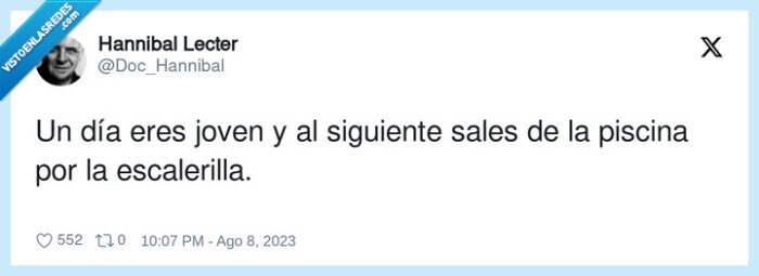 escalerilla,piscina,joven,salir