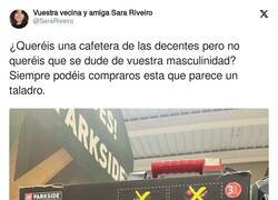 Enlace a La cafetera machote, por @SaraRiveiro