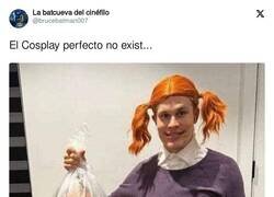 Enlace a El Cosplay perfecto no exist..., por @brucebatman007