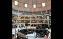 Enlace a Se han pasado de hipsters, Amazon ha puesto sus nuevas oficinas en Amsterdam dentro de una cárcel