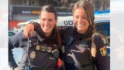 Enlace a La policía nacional sube esta foto intentando dar buen rollo... y no es lo que consiguen precisamente en los comentarios