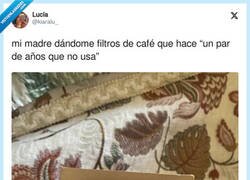 Enlace a Un par de añitos, a lo máximo tres, por @kiaralu_