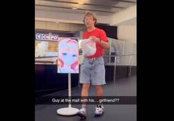 Enlace a Qué harías si ves un personaje así en la calle