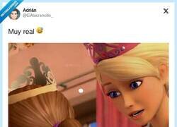 Enlace a Muy real, por @ElAlacrancillo_