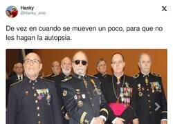 Enlace a Qué grimilla, por @Hanky_solo
