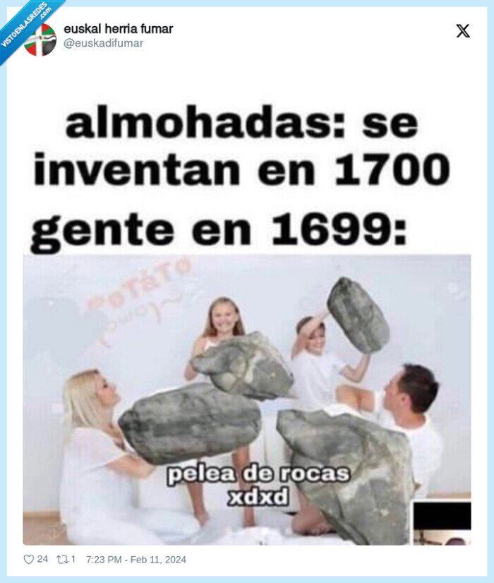pelea,rocas,almohadas