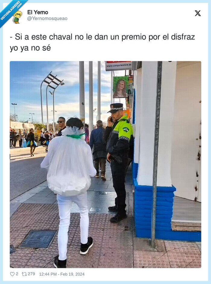 disfraz,chaval,premio,pollo,vestido