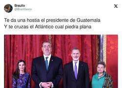Enlace a Su mano es como la cabeza de Letizia, por @Brantifasco