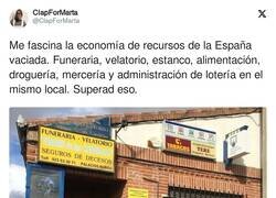 Enlace a ¿Pero qué fantasía es ésta?, por @ClapForMarta