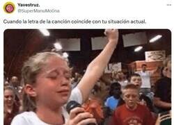 Enlace a Cántalo bien fuerte por @supermanumolina