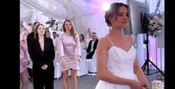 Enlace a Ésta no me la vi venir: la mejor manera de sortear el ramo de bodas