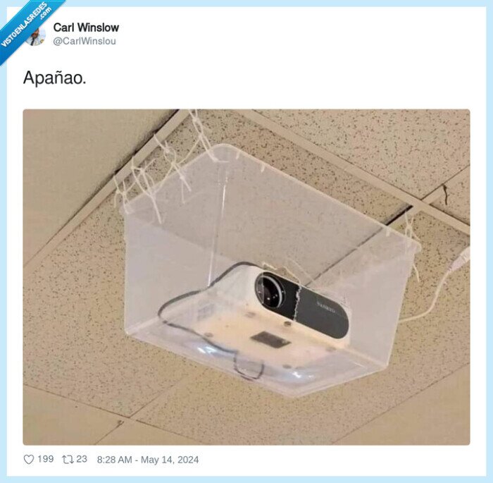 caja,tupper,techo,proyector