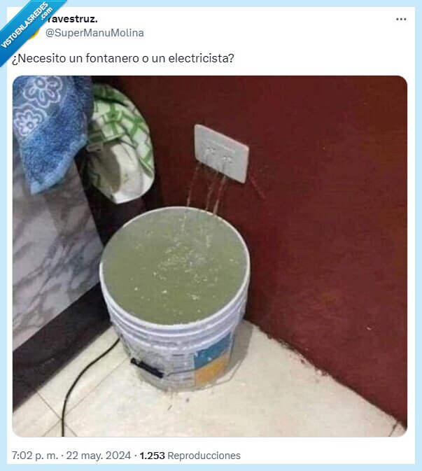 fontanero,agua,enchufe