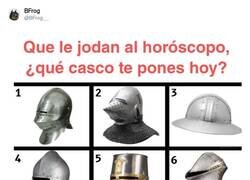 Enlace a Escoge tu casco, por @BFrog__