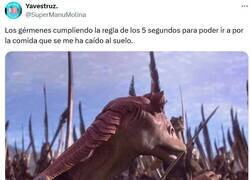 Enlace a Por honor por @supermanumolina