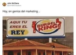 Enlace a El rey del burdelking, por @JohnMcClanebcn