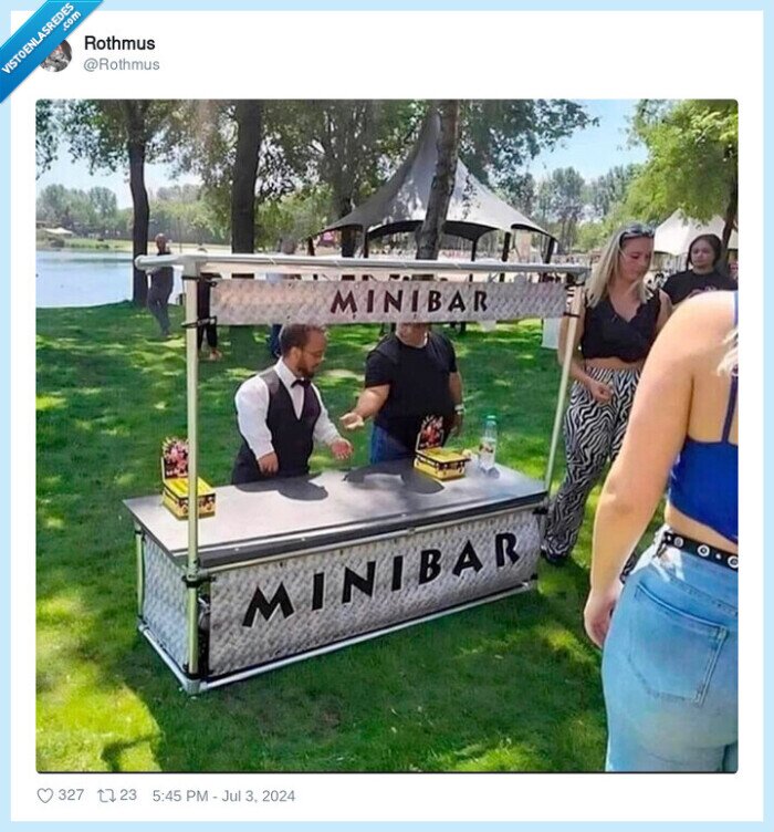 minibar,enanos