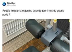 Enlace a Tremendo cuIazo se sentó ahí, por @Panhell224