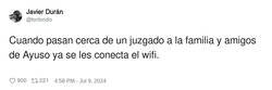 Enlace a Como todos los políticos en los putis cercanos, por @tortondo