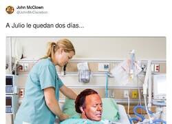 Enlace a Pobre hombre, por @JohnMcClanebcn