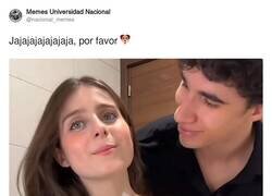 Enlace a Roro haciendo competencia a Ángel Gaitán, por @nacional_memes