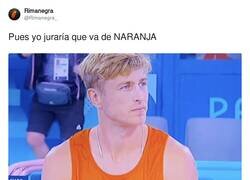 Enlace a Claramente yo también veo naranja, por @Rimanegra_