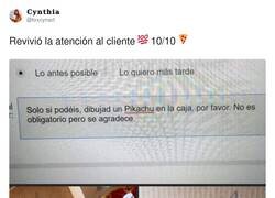 Enlace a Esto si es buena atención al cliente, por @toxcynart