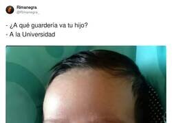 Enlace a Tiene entre 0 y 50 años, por @Rimanegra_