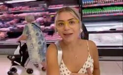 Enlace a Chica va al super con su abuela y demostró la teoría de que si tocas o miras algo, tu abuela luego te quiere comprar 10 de esos