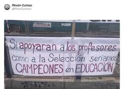 Enlace a Pero con las vitrinas vacías, por @RincnCuriosoo